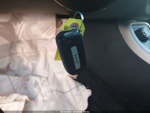 46232230 :رقم المزاد ، 3C4NJDBB5JT355839 vin ، 2018 Jeep Compass Latitude 4x4 مزاد بيع