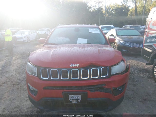 46232230 :رقم المزاد ، 3C4NJDBB5JT355839 vin ، 2018 Jeep Compass Latitude 4x4 مزاد بيع