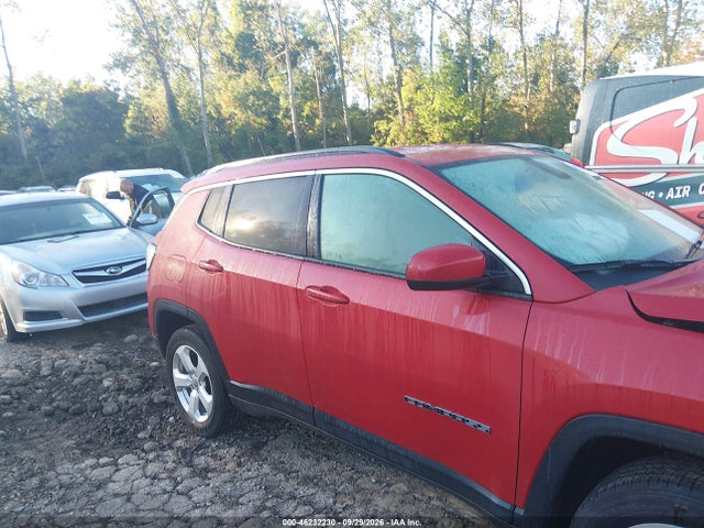 46232230 :رقم المزاد ، 3C4NJDBB5JT355839 vin ، 2018 Jeep Compass Latitude 4x4 مزاد بيع