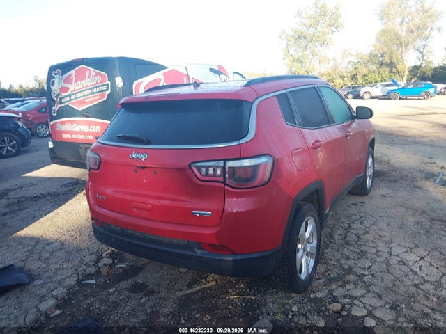 46232230 :رقم المزاد ، 3C4NJDBB5JT355839 vin ، 2018 Jeep Compass Latitude 4x4 مزاد بيع