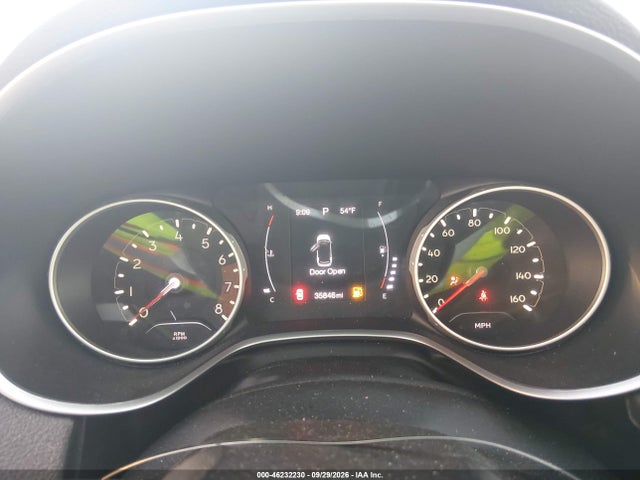 46232230 :رقم المزاد ، 3C4NJDBB5JT355839 vin ، 2018 Jeep Compass Latitude 4x4 مزاد بيع