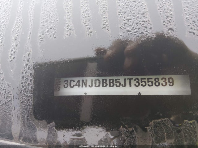 46232230 :رقم المزاد ، 3C4NJDBB5JT355839 vin ، 2018 Jeep Compass Latitude 4x4 مزاد بيع
