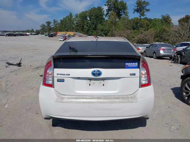 Продажа на аукционе авто 2015 Toyota Prius Persona Series Special Edition, vin: JTDKN3DU2F0397390, номер лота: 46232258
