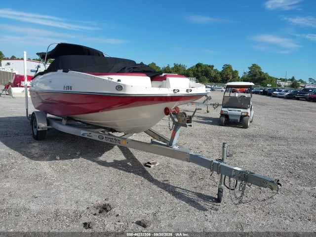 Продаж на аукціоні авто 2016 Bayliner 18'7