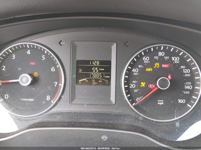 46232319 :رقم المزاد ، 3VWB07AJ1EM356287 vin ، 2014 Volkswagen Jetta 1.8t Se مزاد بيع