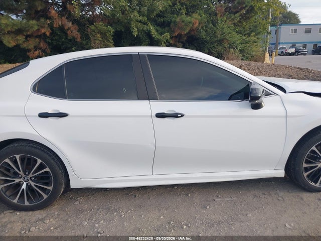 Продаж на аукціоні авто 2018 Toyota Camry Se, vin: 4T1B11HK8JU609344, номер лоту: 46232420