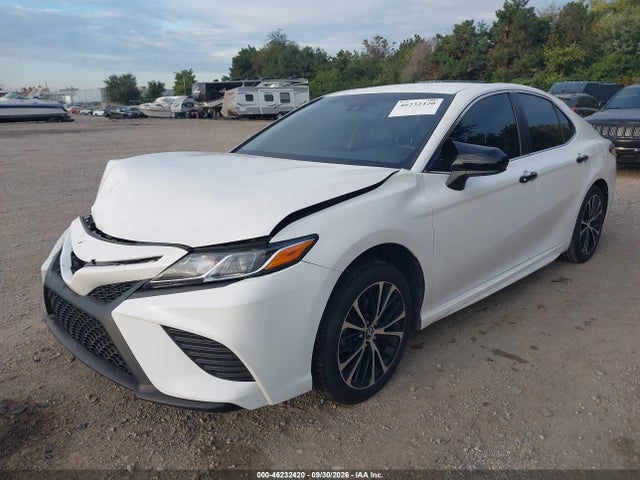 Продаж на аукціоні авто 2018 Toyota Camry Se, vin: 4T1B11HK8JU609344, номер лоту: 46232420