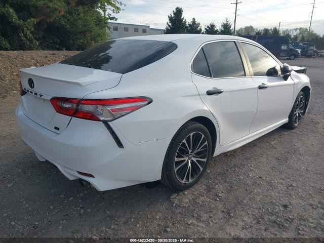 Продаж на аукціоні авто 2018 Toyota Camry Se, vin: 4T1B11HK8JU609344, номер лоту: 46232420