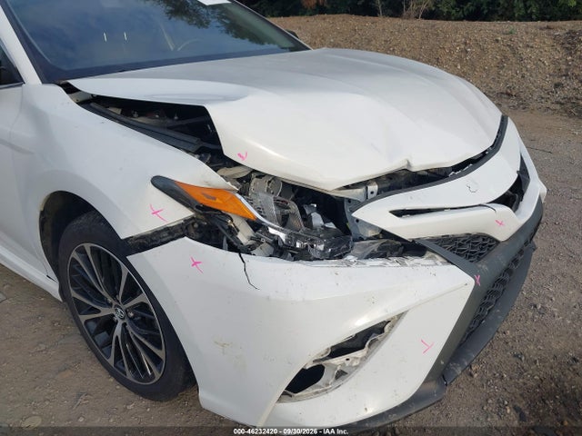 Продаж на аукціоні авто 2018 Toyota Camry Se, vin: 4T1B11HK8JU609344, номер лоту: 46232420