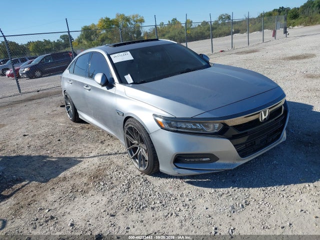 46232443 :رقم المزاد ، 1HGCV2F33JA052327 vin ، 2018 Honda Accord Sport 2.0t مزاد بيع