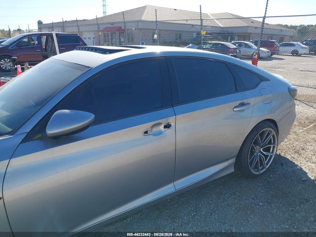 2018 Honda Accord Sport 2.0t მანქანა იყიდება აუქციონზე, vin: 1HGCV2F33JA052327, აუქციონის ნომერი: 46232443