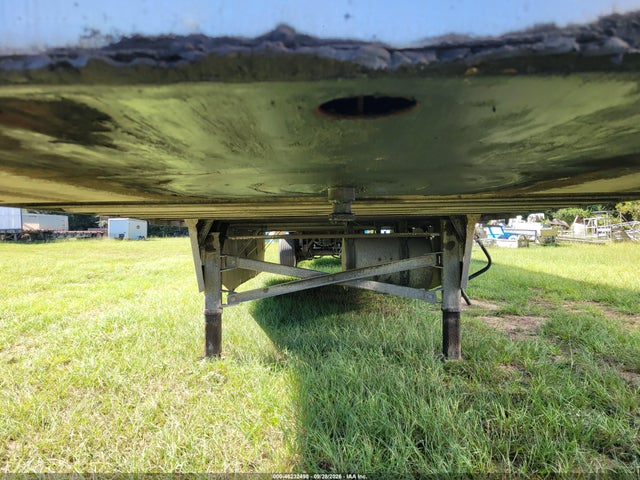 46232498 :رقم المزاد ، 1UYVS2531GM436102 vin ، 2016 Utility Trailer Mfg Unknown مزاد بيع