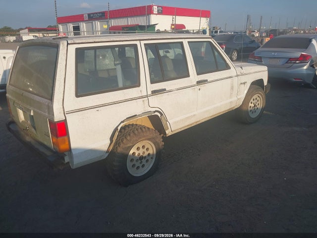 1992 Jeep Cherokee Sport მანქანა იყიდება აუქციონზე, vin: 1J4FT88S9NL207458, აუქციონის ნომერი: 46232543