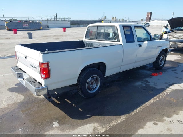 1990 Dodge Dakota მანქანა იყიდება აუქციონზე, vin: 1B7GL23X5LS613248, აუქციონის ნომერი: 46232664