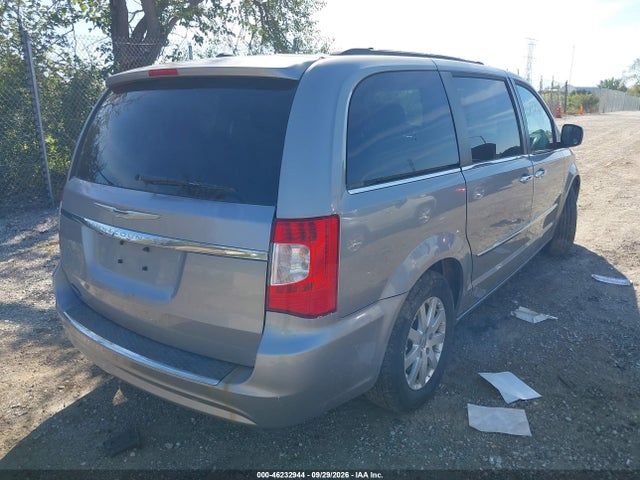 2016 Chrysler Town & Country Touring მანქანა იყიდება აუქციონზე, vin: 2C4RC1BG4GR112895, აუქციონის ნომერი: 46232944