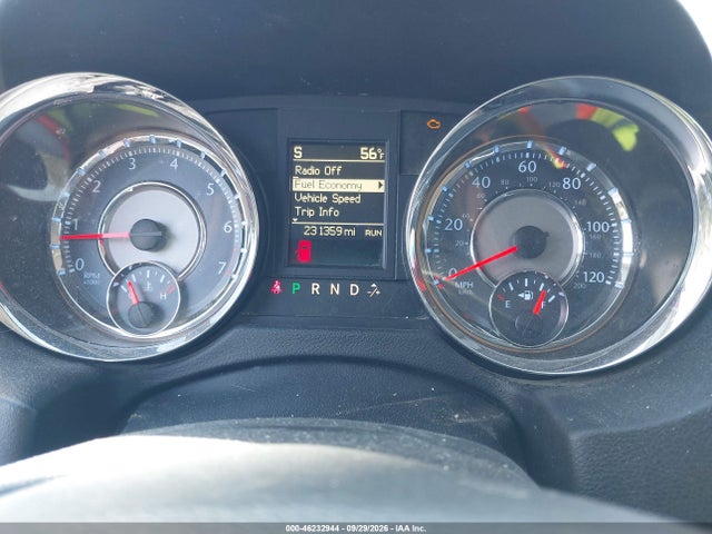 2016 Chrysler Town & Country Touring მანქანა იყიდება აუქციონზე, vin: 2C4RC1BG4GR112895, აუქციონის ნომერი: 46232944
