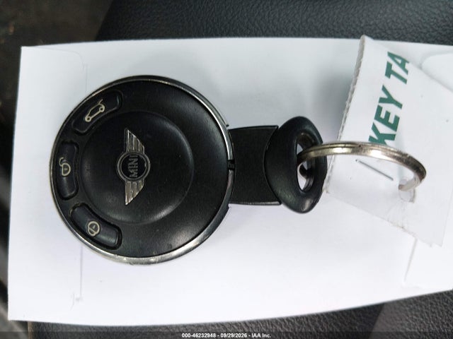 Продажа на аукционе авто 2013 Mini Convertible Cooper S, vin: WMWZP3C53DT550936, номер лота: 46232948