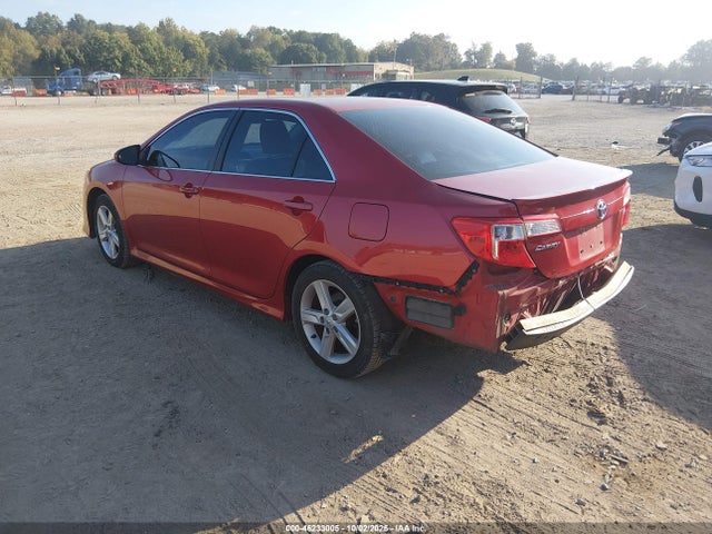 2014 Toyota Camry Se მანქანა იყიდება აუქციონზე, vin: 4T1BF1FK9EU817601, აუქციონის ნომერი: 46233005
