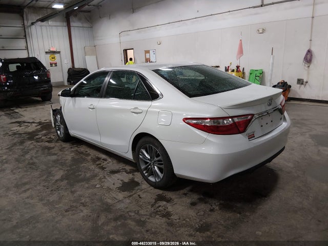 46233015 :رقم المزاد ، 4T1BF1FK2GU251994 vin ، 2016 Toyota Camry Se مزاد بيع