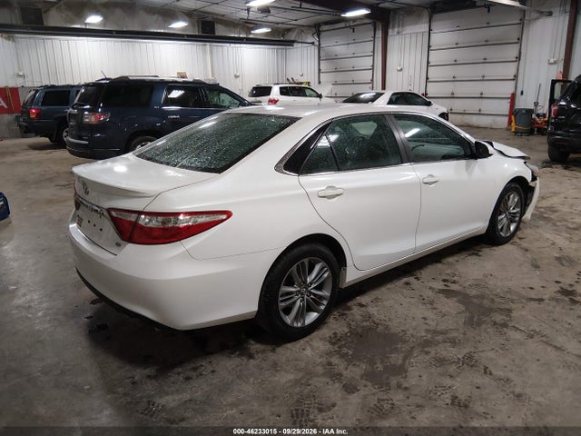 46233015 :رقم المزاد ، 4T1BF1FK2GU251994 vin ، 2016 Toyota Camry Se مزاد بيع