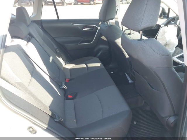 46233021 :رقم المزاد ، 2T3W1RFV7NC199485 vin ، 2022 Toyota Rav4 Xle مزاد بيع