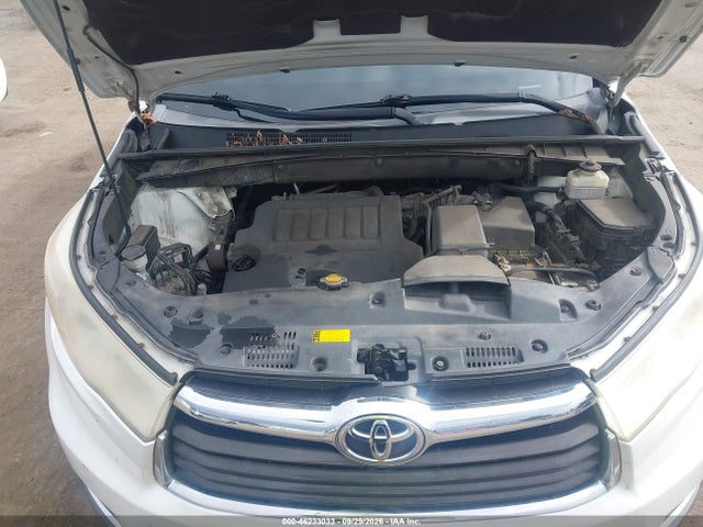 2014 Toyota Highlander Le Plus V6 მანქანა იყიდება აუქციონზე, vin: 5TDBKRFH7ES043629, აუქციონის ნომერი: 46233033