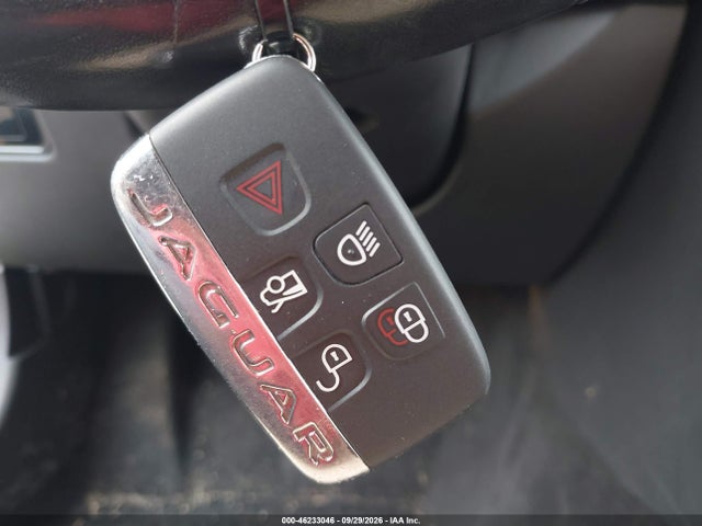Продаж на аукціоні авто 2017 Jaguar Xe 35t Premium, vin: SAJAJ4BV1HCP10697, номер лоту: 46233046