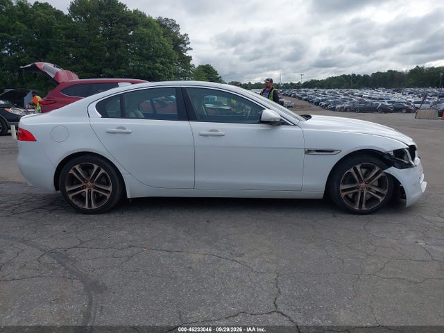 Продаж на аукціоні авто 2017 Jaguar Xe 35t Premium, vin: SAJAJ4BV1HCP10697, номер лоту: 46233046