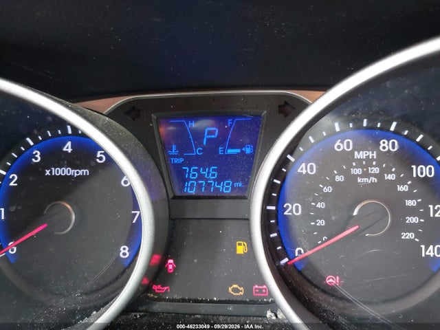 46233049 :رقم المزاد ، KM8JUCAG8FU043553 vin ، 2015 Hyundai Tucson Se مزاد بيع