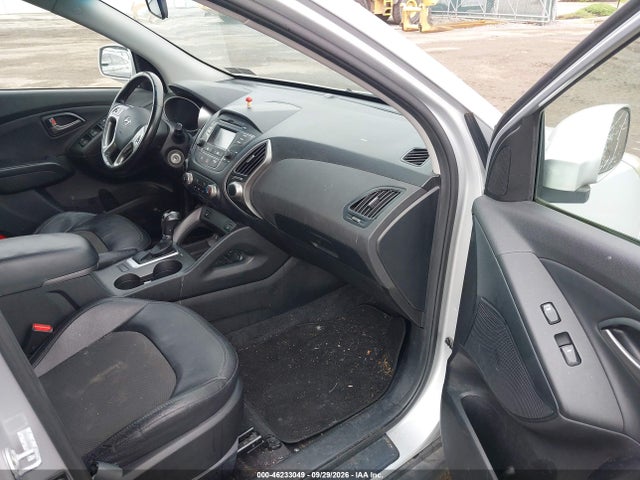 46233049 :رقم المزاد ، KM8JUCAG8FU043553 vin ، 2015 Hyundai Tucson Se مزاد بيع