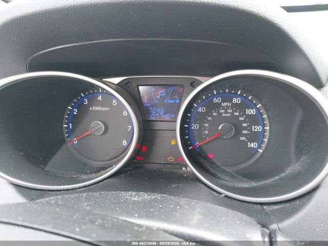 46233049 :رقم المزاد ، KM8JUCAG8FU043553 vin ، 2015 Hyundai Tucson Se مزاد بيع
