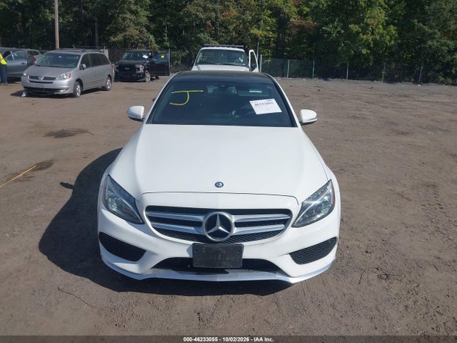 2015 Mercedes-benz C 300 Sport 4matic მანქანა იყიდება აუქციონზე, vin: 55SWF4KB6FU007896, აუქციონის ნომერი: 46233055