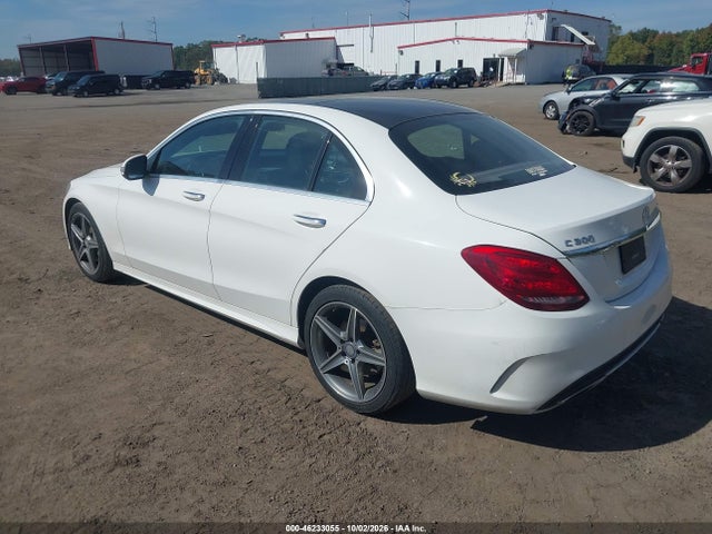 2015 Mercedes-benz C 300 Sport 4matic მანქანა იყიდება აუქციონზე, vin: 55SWF4KB6FU007896, აუქციონის ნომერი: 46233055