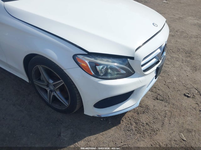 2015 Mercedes-benz C 300 Sport 4matic მანქანა იყიდება აუქციონზე, vin: 55SWF4KB6FU007896, აუქციონის ნომერი: 46233055