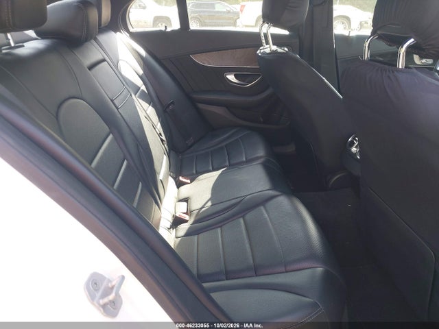 2015 Mercedes-benz C 300 Sport 4matic მანქანა იყიდება აუქციონზე, vin: 55SWF4KB6FU007896, აუქციონის ნომერი: 46233055
