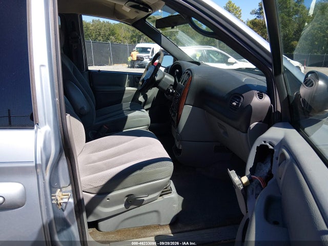 46233095 :رقم المزاد ، 2C4GP44RX4R504643 vin ، 2004 Chrysler Town & Country Lx مزاد بيع