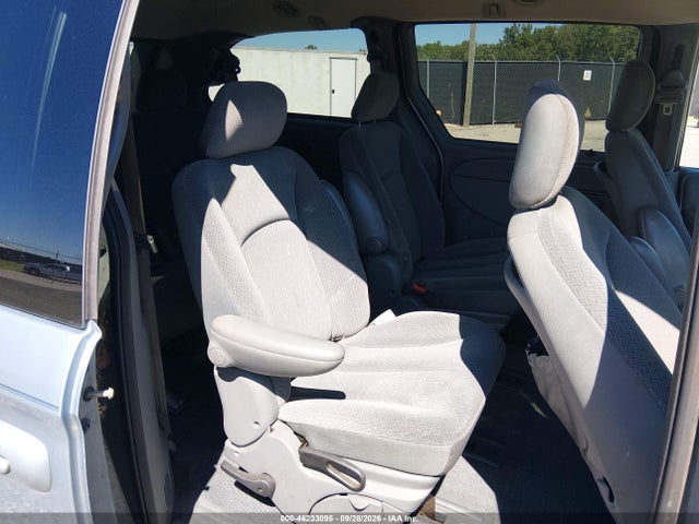 46233095 :رقم المزاد ، 2C4GP44RX4R504643 vin ، 2004 Chrysler Town & Country Lx مزاد بيع