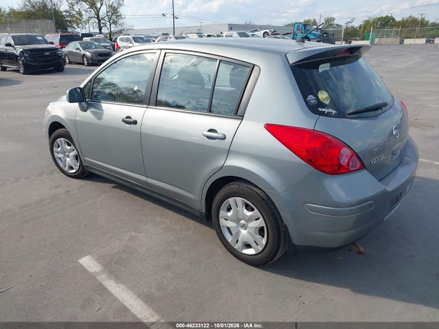 46233122 :رقم المزاد ، 3N1BC1CP4AL436551 vin ، 2010 Nissan Versa 1.8s مزاد بيع