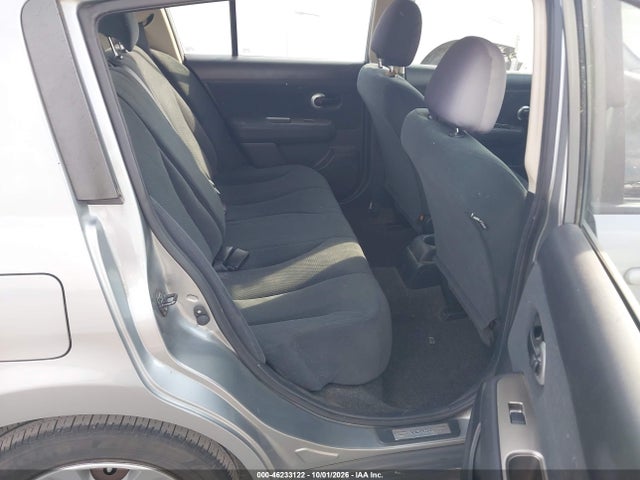 46233122 :رقم المزاد ، 3N1BC1CP4AL436551 vin ، 2010 Nissan Versa 1.8s مزاد بيع