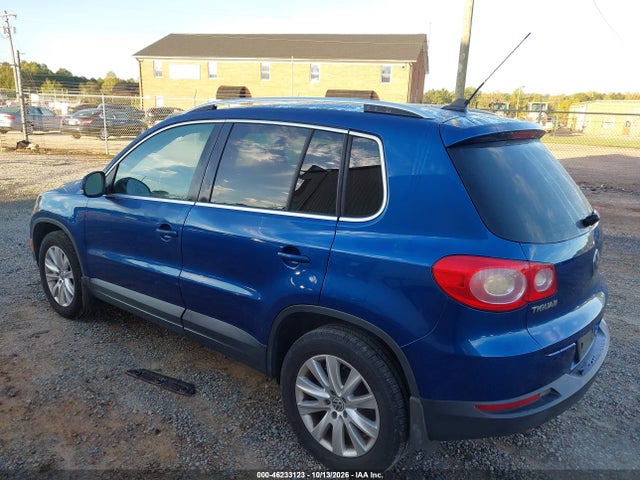 2009 Volkswagen Tiguan S/se/sel მანქანა იყიდება აუქციონზე, vin: WVGAV75NX9W004727, აუქციონის ნომერი: 46233123