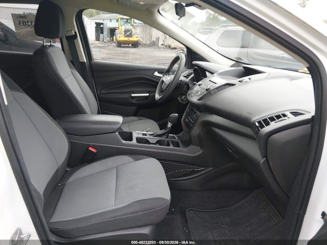 46233203 :رقم المزاد ، 1FMCU9GD2HUC41038 vin ، 2017 Ford Escape Se مزاد بيع