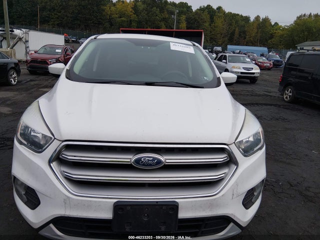 46233203 :رقم المزاد ، 1FMCU9GD2HUC41038 vin ، 2017 Ford Escape Se مزاد بيع