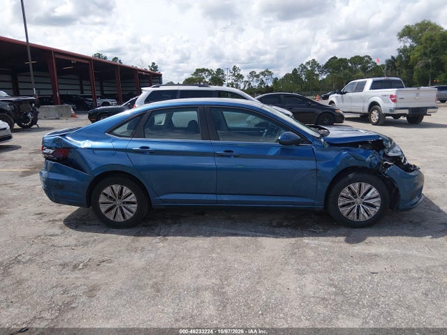 46233224 :رقم المزاد ، 3VWCB7BU1KM167853 vin ، 2019 Volkswagen Jetta 1.4t R-line/1.4t S/1.4t Se مزاد بيع