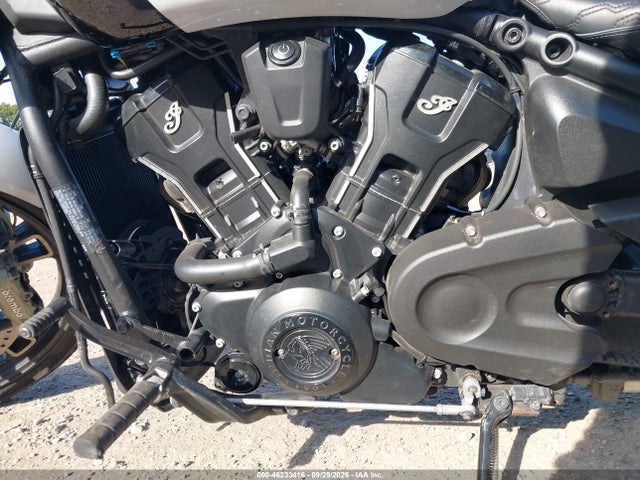 INDIAN MOTORCYCLE CO. 101 Scout 2025 56KSSE773S3021567 Image 9
