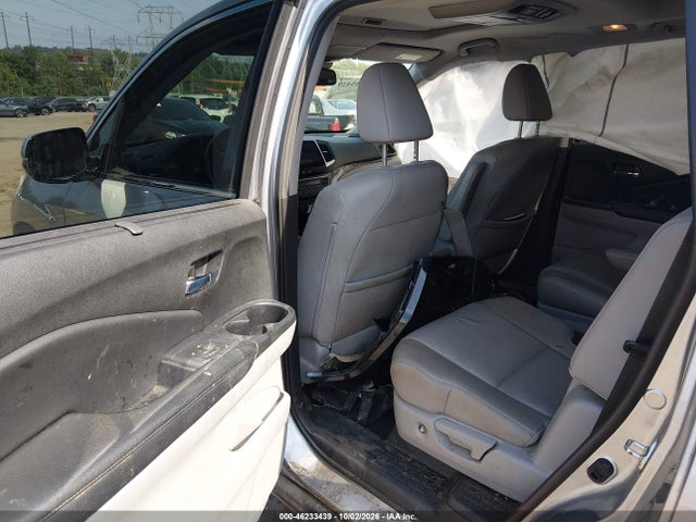 Honda Pilot Elite 2017 5FNYF6H07HB012488 Image 8