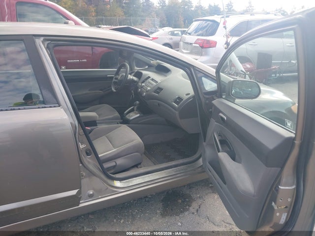 Продажа на аукционе авто 2008 Honda Civic Lx, vin: 2HGFA16518H318542, номер лота: 46233440