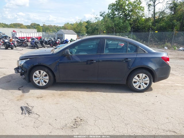 Chevrolet Cruze Ls Auto 2015 1G1PA5SG4F7228661 Image 14