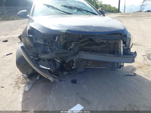 Chevrolet Cruze Ls Auto 2015 1G1PA5SG4F7228661 Image 6