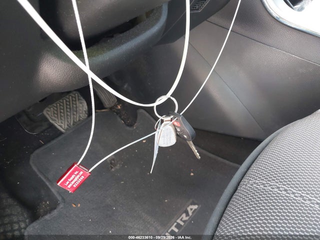 46233610 :رقم المزاد ، 3N1AB7AP9FY279565 vin ، 2015 Nissan Sentra S مزاد بيع