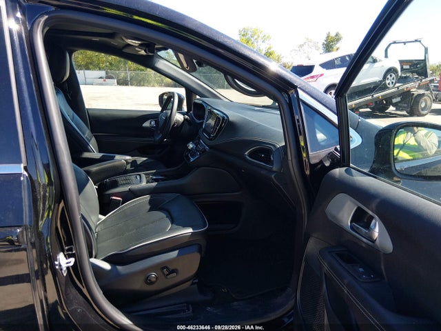 Продажа на аукционе авто 2026 Chrysler Pacifica Limited, vin: 2C4RC1GG9TR216592, номер лота: 46233646